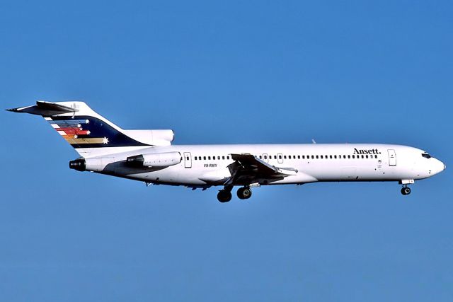 BOEING 727-200 (VH-RMY) - ANSETT AIRLINES OF AUSTRALIA - BOEING 727-277 - REG : VH-RMY (CN 20978/1083) - ADELAIDE INTERNATIONAL AIRPORT SA. AUSTRALIA - YPAD 14/3/1988