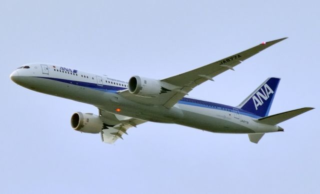 Boeing 787-9 Dreamliner (JA877A) - Final Approach