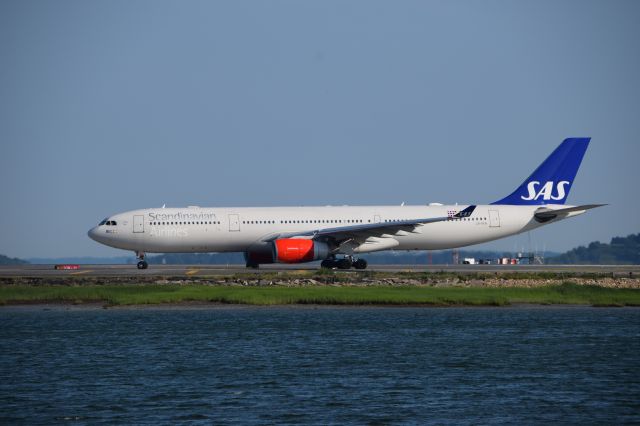 Airbus A330-300 (LN-RKN) - (7/5/19)