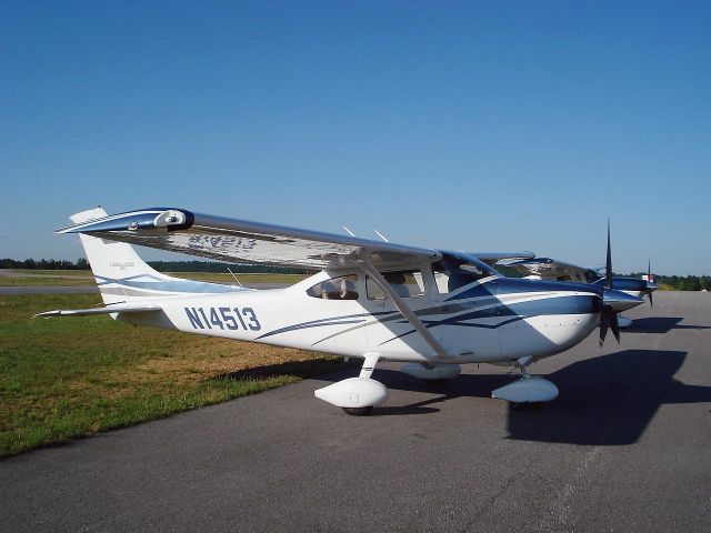 Cessna Skylane (N14513) - Lanier Flight Center