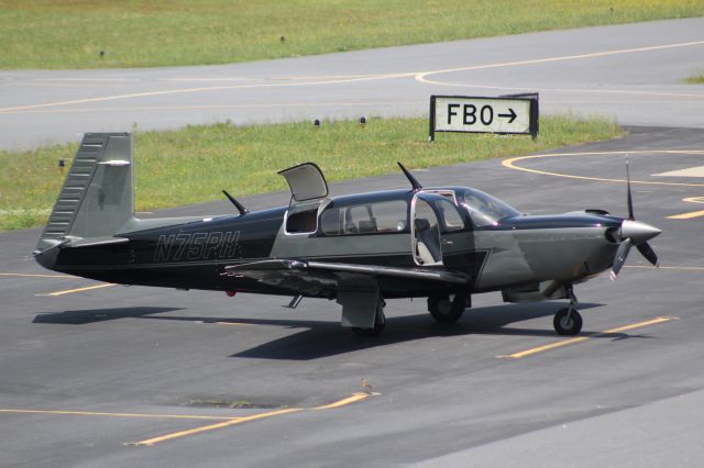 Mooney M-20 Turbo (N75PH)