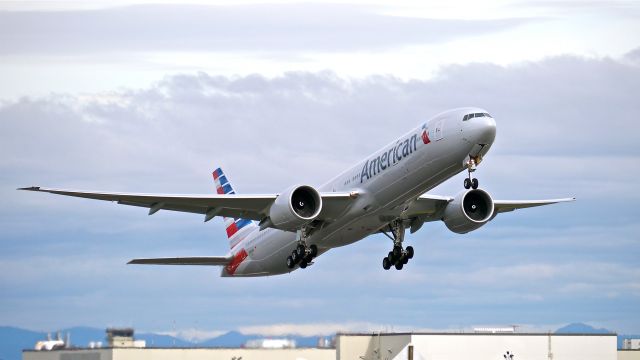 BOEING 777-300 (N732AN) - AAL9701 on rotation from Rwy 16R to begin its delivery flight to KDFW on 12/8/14. (ln 1257 / cn 31549).