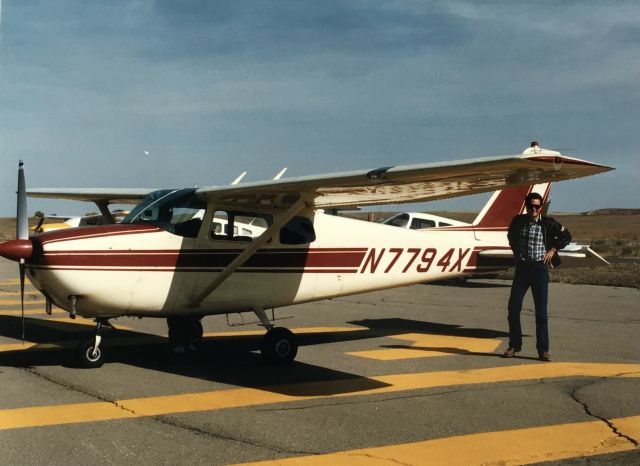 Cessna Skyhawk (N7794X)