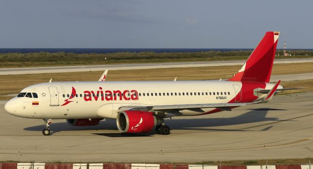 Airbus A320neo (N766AV)
