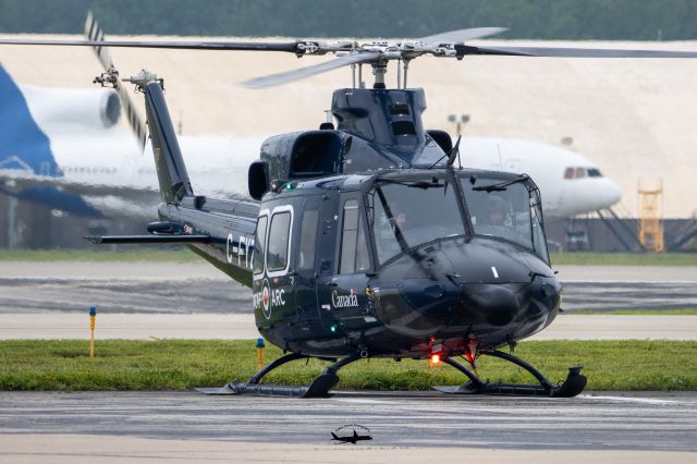 Bell 412 (C-FYZI)