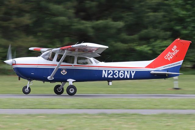 Cessna Skyhawk (N236NY)