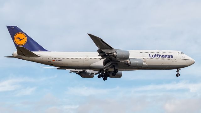 BOEING 747-8 (D-ABYU)