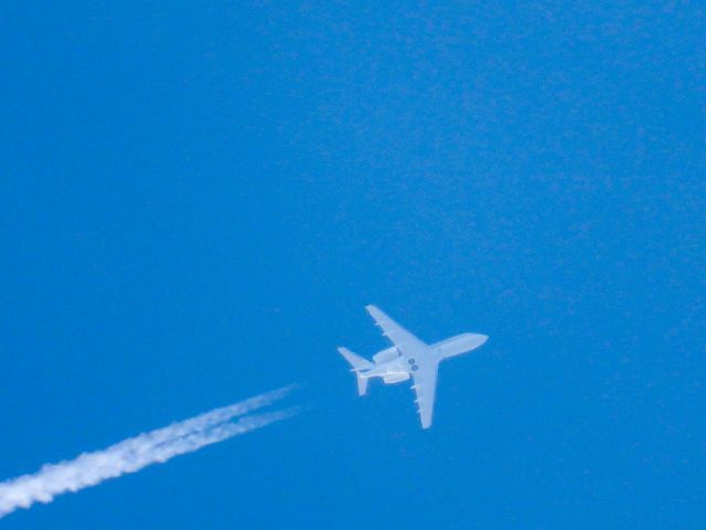 Bombardier Challenger 300 (N46VE) - 10/21/21