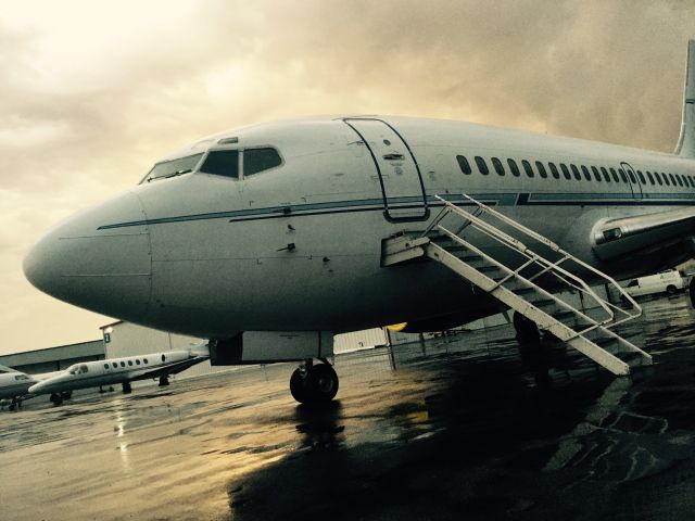 Boeing 737-200 (N465TW) - Just after a storm. 