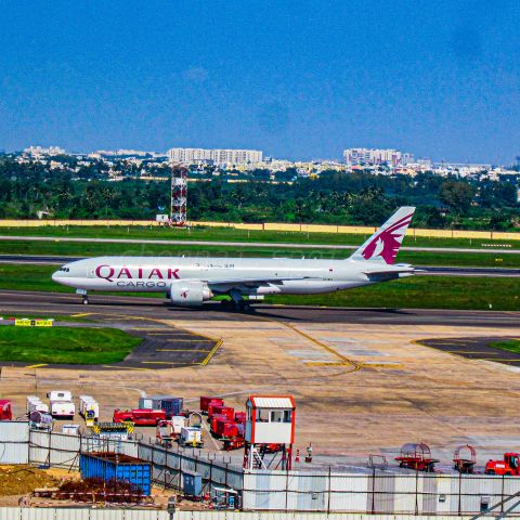 Boeing 777-200 (A7-BFJ)
