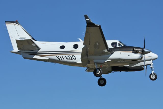 Beechcraft King Air 90 (VH-KQQ)