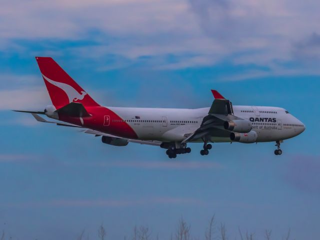 Boeing 747-400 (VH-OJL)