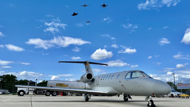 Cessna Citation CJ4 (N1MG) - The US Navy Heritage Flight bringing it home right above Miracle Grow’s CJ4. 7/28/22. 