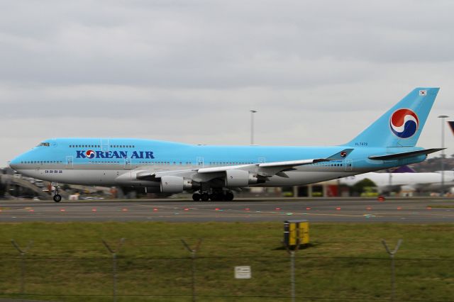 Boeing 747-400 (HL7472)