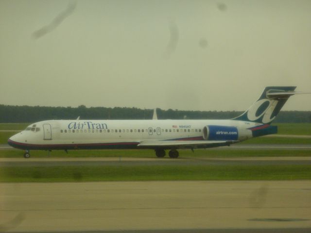 Boeing 717-200 (N945AT)