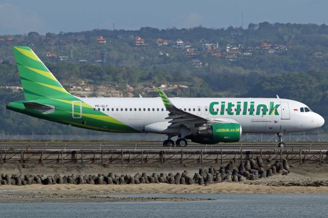 Airbus A320 (PK-GLY)