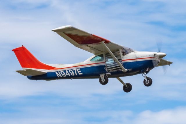 Cessna Skylane (N9497E) - Takeoff during the Greenwood Lake Airshow to drop skydiver