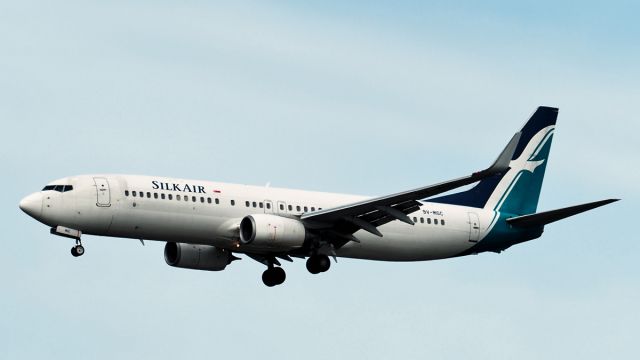 Boeing 737-700 (9V-MGC) - Boeing 737-8SA cn 44219 ln 4882. SilkAir 9V-MGC YPPH 250720.