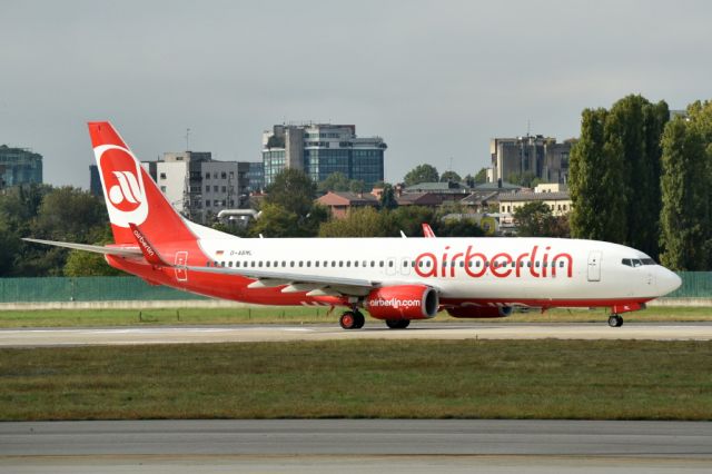 Boeing 737-700 (D-ABML)