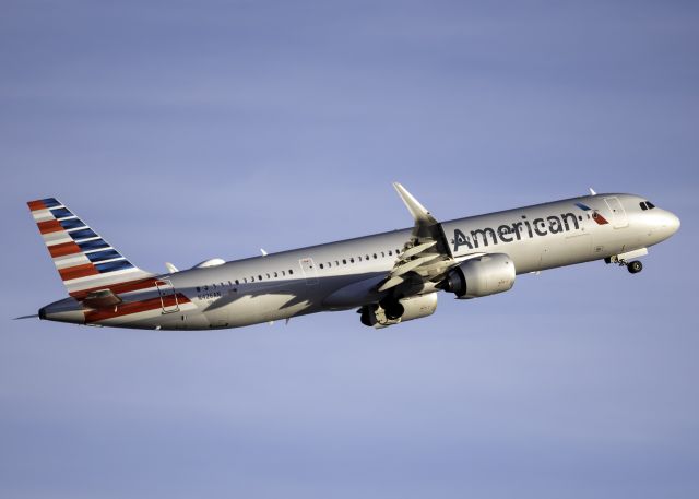 Airbus A321neo (N426AN)