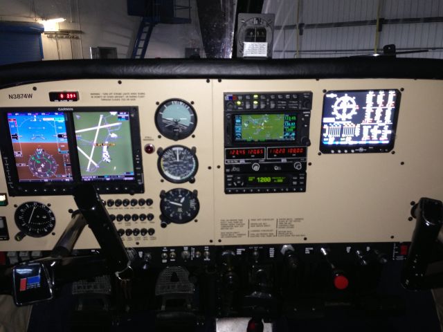 Piper Saratoga (N3874W) - Garmin G500 GTN650 JPI930