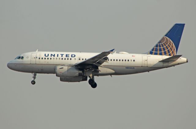 Airbus A319 (N804UA) - United / Airbus A319-131 / MSN, 759 / N804UA / MMMX 04/2023