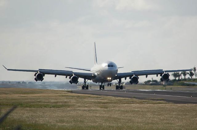 Airbus A340-300 (F-GLZU) - All you can brake...nose wheels still flying...