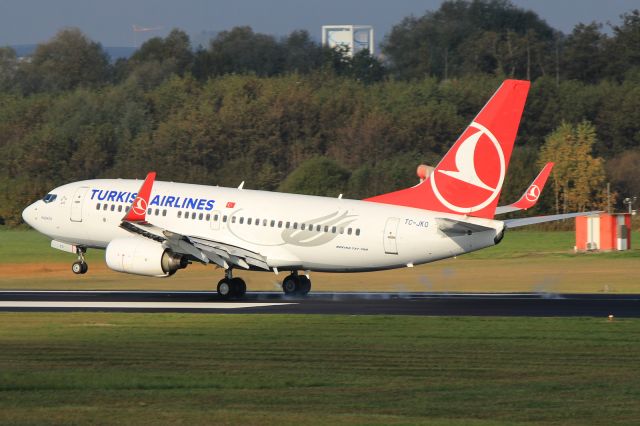 Boeing 737-700 (TC-JKO)