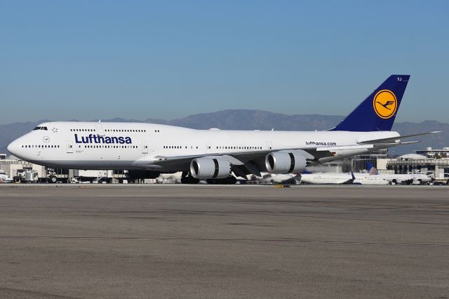 BOEING 747-8 (D-ABYJ) - Seconds after landing.