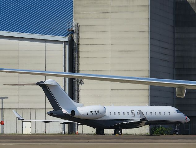 Bombardier Global 5000 (9H-ARE) - I took this picture on Jul 30, 2018.