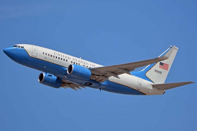 05-0932 — - Boeing C-40C (737-7DM(W))) 05-0932 of the 1st Airlift Squadron of the 89th Operations Group departing from Phoenix Sky Harbor following the memorial service for John McCain on August 30, 2018. 