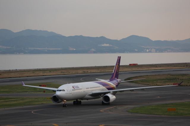 Airbus A330-300 (HS-TBA)