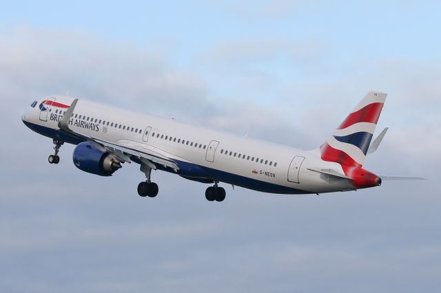 Airbus A321neo (G-NEOR) - BA1385 back to Heathrow.