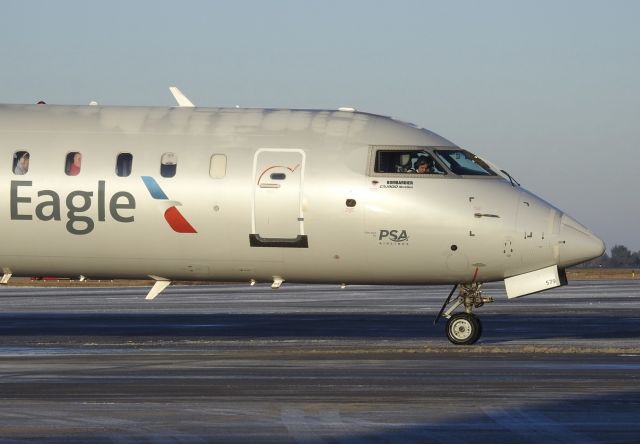 Canadair Regional Jet CRJ-900 (N579NN)