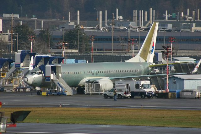 Boeing 737-800 (B-5100) - KRNT - new 737-800 (30681/1645) for China Eastern at Boeing Renton on Jan 24th, 2005. This jet delivered new on Feb 24th, 2005.