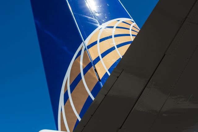 Boeing 737-900 (N75436)
