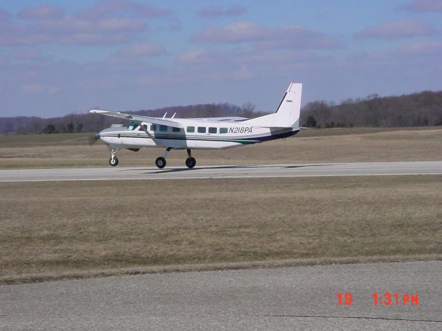 Cessna Caravan (N218PA) - Departing runway 27; after flying in two tires to replace on N318PA from KLUK
