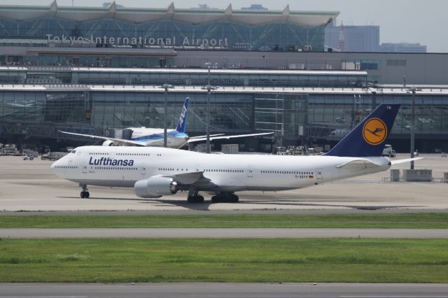 BOEING 747-8 (D-ABYN) - 20 June 2015:FRA-HND.