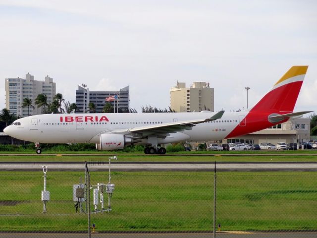 Airbus A330-200 (EC-MKI) - "Puerto Rico"!