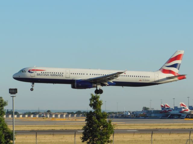 Airbus A321 (G-EUXH) - British Airways (BA) G-EUXH A321-231 [cn2363]br /London Heathrow (LHR). British Airways flight BA1495 arriving from Glasgow (GLA). br /Taken from Viewing Area, T5 Thistle Hotel Bar, Bath Road (adjacent to runway 9L)br /2013 07 19  a rel=nofollow href=http://alphayankee.smugmug.com/Airlines-and-Airliners-Portfolio/Airlines/EuropeanAirlines/British-Airways-BA/https://alphayankee.smugmug.com/Airlines-and-Airliners-Portfolio/Airlines/EuropeanAirlines/British-Airways-BA//a