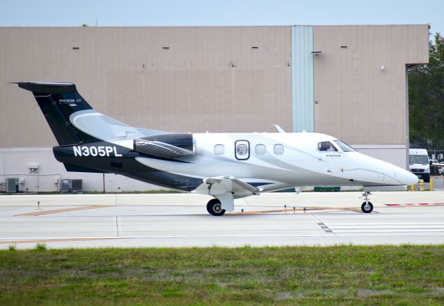 Eclipse 500 (N305PL)