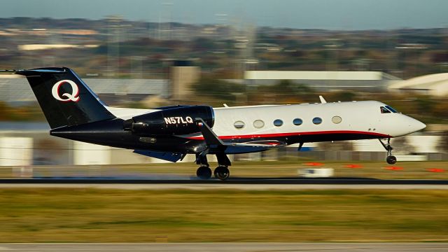 Gulfstream Aerospace Gulfstream IV (N57LQ) - 13R arrival.