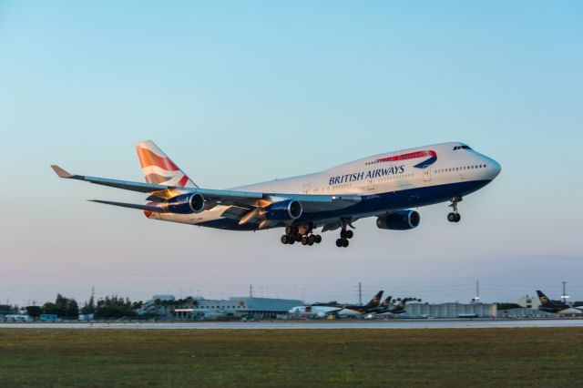 Boeing 747-400 (G-BNLW) - Speedbird 209 seconds away from touch down on 12L at KMIA. (3/10/14)