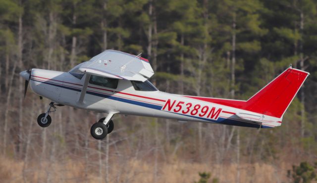 Cessna 152 (N5389M)