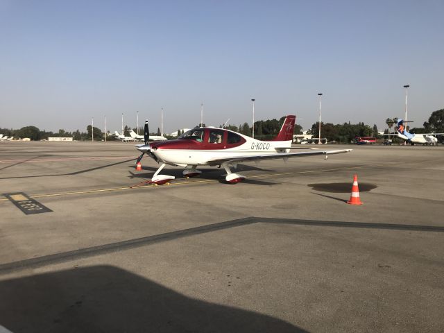 Cirrus SR-22 (G-KOCO)