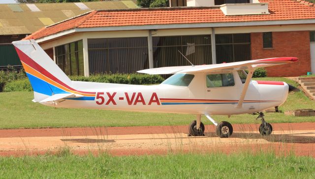 Cessna 152 (5X-VAA) - Pictured at HUKK