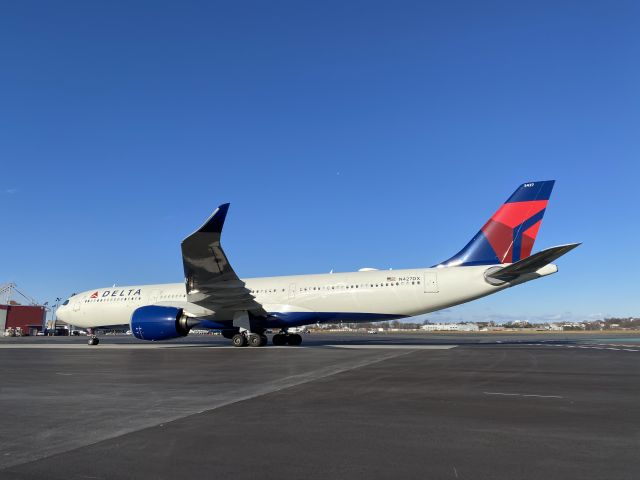 Airbus A330-900 (N427DX) - neo