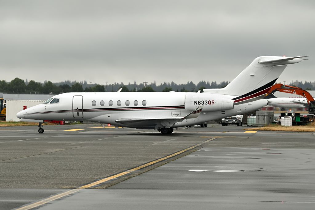 Cessna Citation Longitude (N833QS)