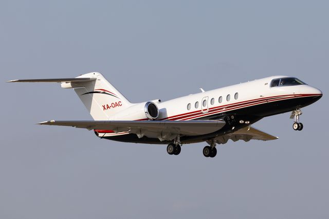 Hawker Beechcraft 4000 (XA-OAC)