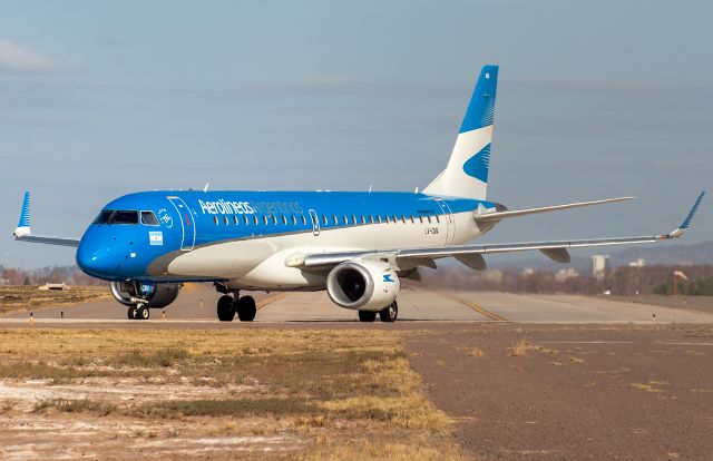 Embraer ERJ-190 (LV-CMA) - ARG1401 SAME-SABE